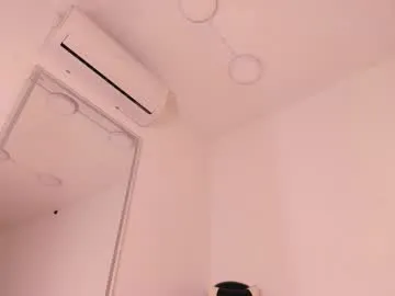 vera_candella — You can become happy #mucles #ebony #bbc #bigcock #latina [1500 tokens remaining]