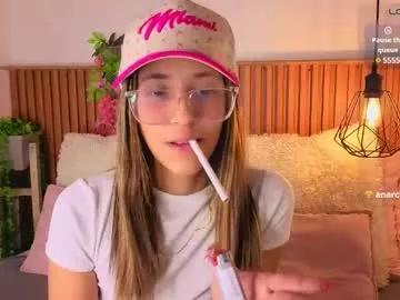 vicky_bass on Chaturbate