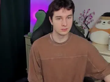 vincent__strong — GOAL: CUM SHOW 1000 [977 tokens remaining] let's have some fun #findom  #ass   #cashmaster #feet  #muscles