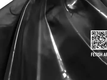 Freechat vinylstore on Chaturbate