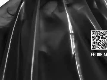 Freechat vinylstore on Chaturbate