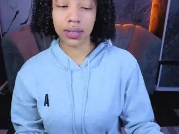 violeth_b on Chaturbate