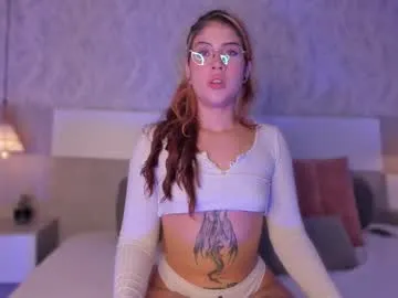 vittoria__rossi — GOAL: play my pussy whit fingers [198 tokens remaining] Welcome to my room! #ride #cowgirl #bigass #latina #pretty