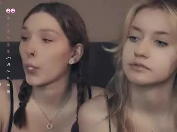 vivid_girls on Chaturbate 