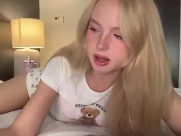 Join Vixenvictoriaa, she wants to masturbate for you vixenvictoriaa from Chaturbate