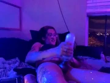 Freechat whiskyreign on Chaturbate