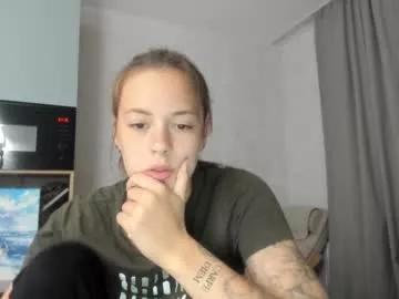 Freechat why_again_me on Chaturbate