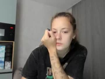 Freechat why_again_me on Chaturbate