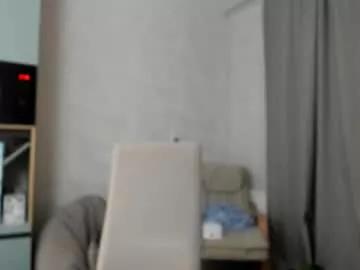 Freechat why_again_me on Chaturbate