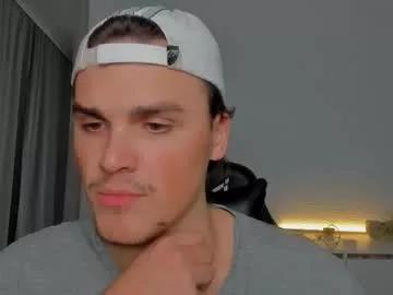 Freechat xx_raul_xx_ on Chaturbate