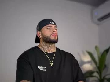 yamp_bigcock from Chaturbate