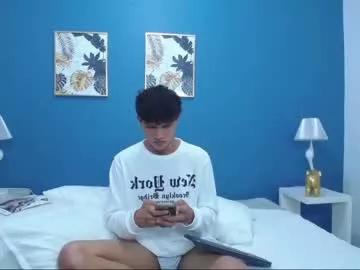 yizus_bonz on Chaturbate
