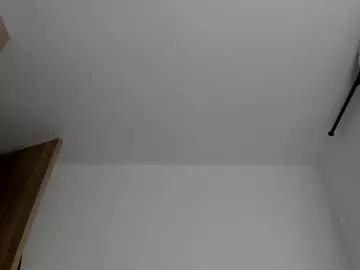 yizus_bonz on Chaturbate