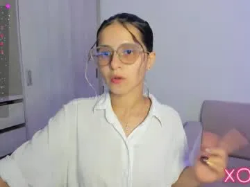 your_lilacute1 — "Hello!  " -- GOAL:  NO BRA  Favorite vibe 44-55-66 #teen #squirt #hairy #18 #smalltits [61 tokens remaining]