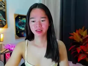 yourtinybunny on Chaturbate