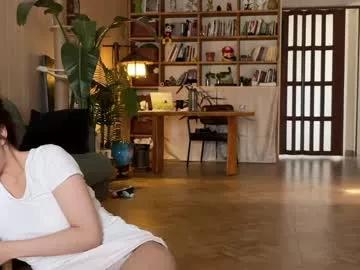 Gorgeous Yuanlili wants you to fuck her body now yuanlili from Chaturbate