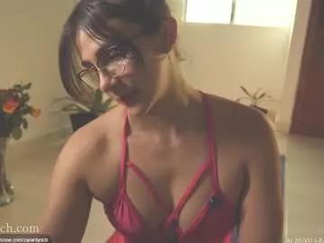 Freechat zarahlynch on Chaturbate