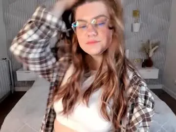 zoe_j0y — stand up and show outfit [17 tokens left] #new #bigboobs #nonude #bigass #curvy