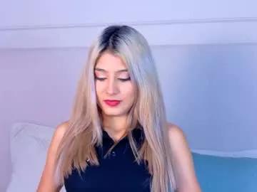 Freechat zoehangel on Chaturbate