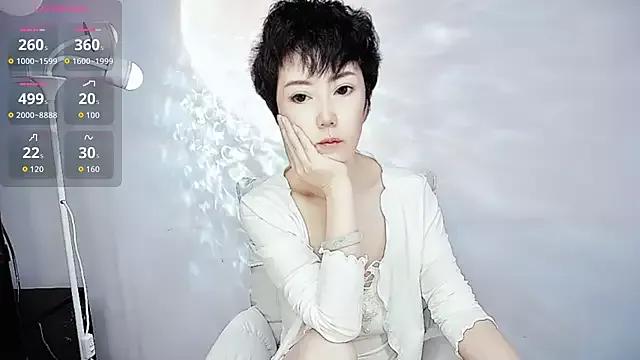 Admire 9ering-Er, she wants to masturbate for you 9ering-Er from StripChat