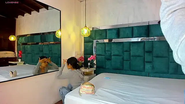 _bonnyandclyde — Sexy dance + blowjob a lot of saliva