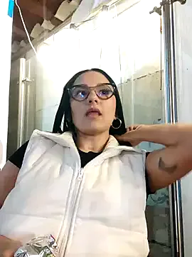 _chica_latina — Show tits public