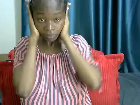 _DEEHAPPYLOVER from StripChat