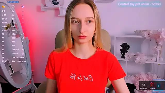 _Ri_na_ on StripChat 