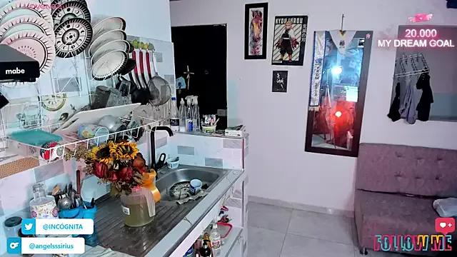 adam_angelssss on StripChat