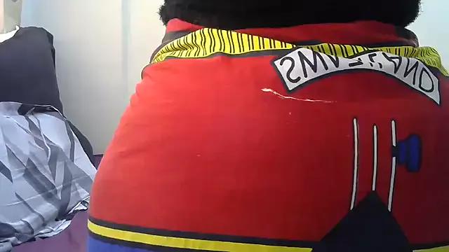 AddictiveAssCurves on StripChat 
