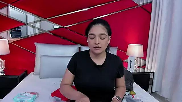 Freechat AdeleGray on StripChat