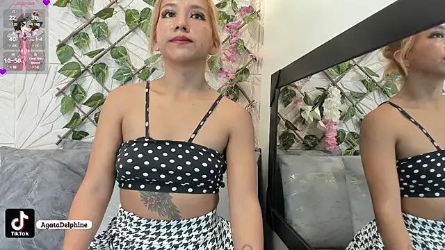 agatadelphine on StripChat