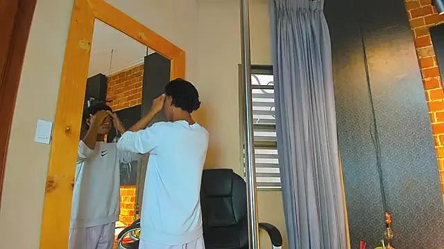 AlanCutee from StripChat