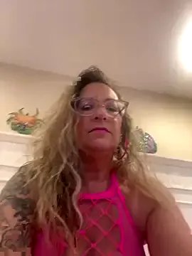 Freechat Aleesa_milfxo on StripChat