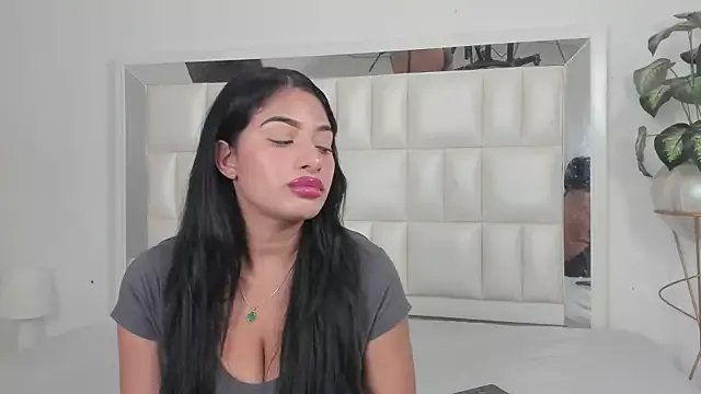 Freechat Alhana_pulido on StripChat