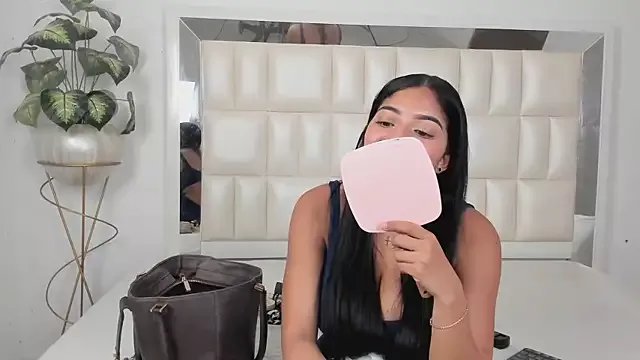 Freechat Alhana_pulido on StripChat