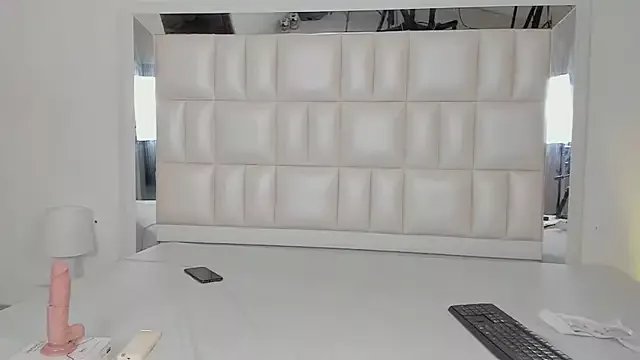 Freechat Alhana_pulido on StripChat