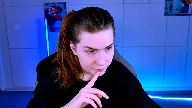 AliceCUNTach from StripChat