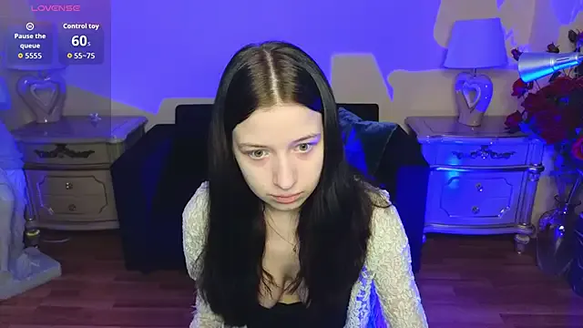 AlicePowells — squeeze my boobs