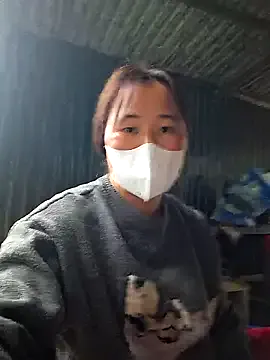 ALIENHR38 on StripChat