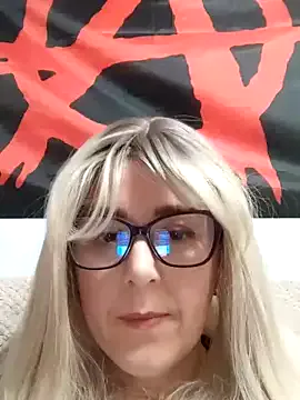 Amelialove42 — Private on StripChat