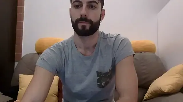 Amicisegreti on StripChat