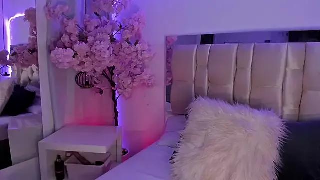 AMMY-CAMM from StripChat