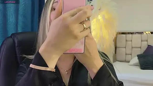 Ammy_Castro on StripChat 