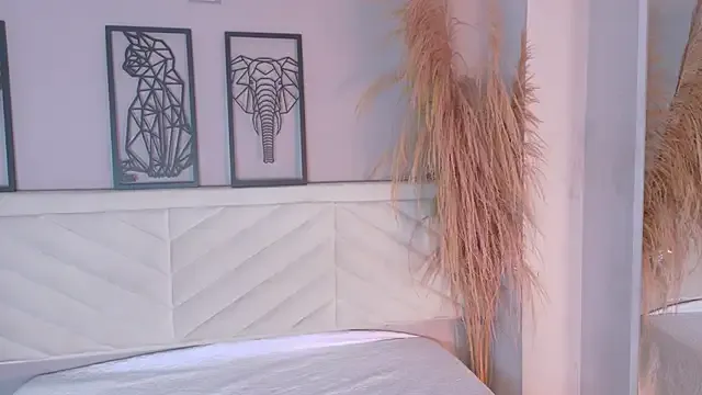 amy_miller1 on StripChat