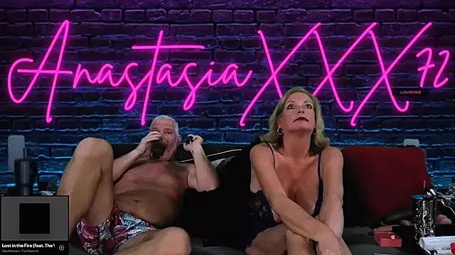 anastasiaxxx72 on StripChat