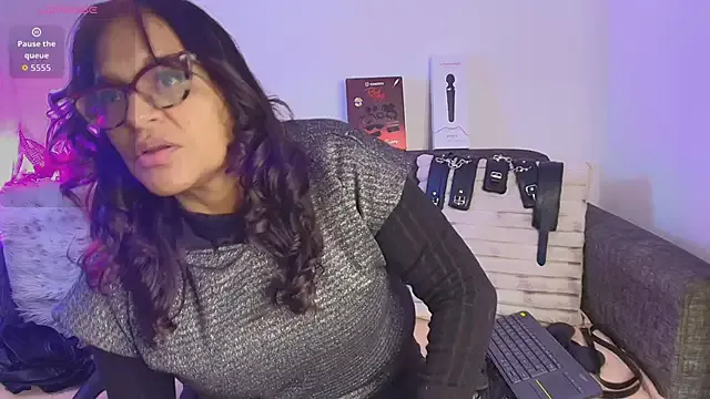 Angelabrowm