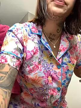 Freechat angelsofballar on StripChat