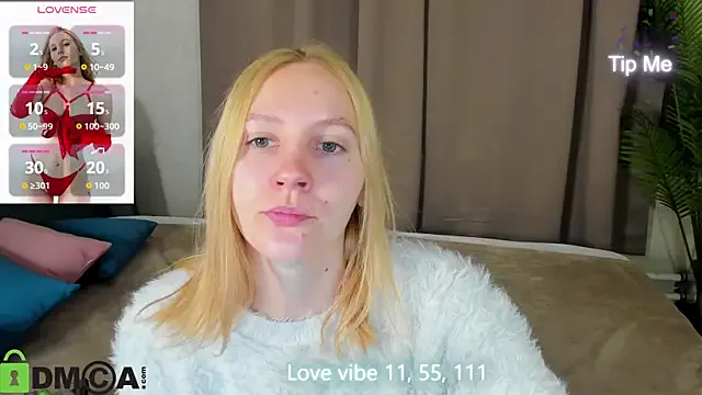 Anna_Chelsea on StripChat