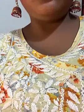 Anshi_qeen on StripChat